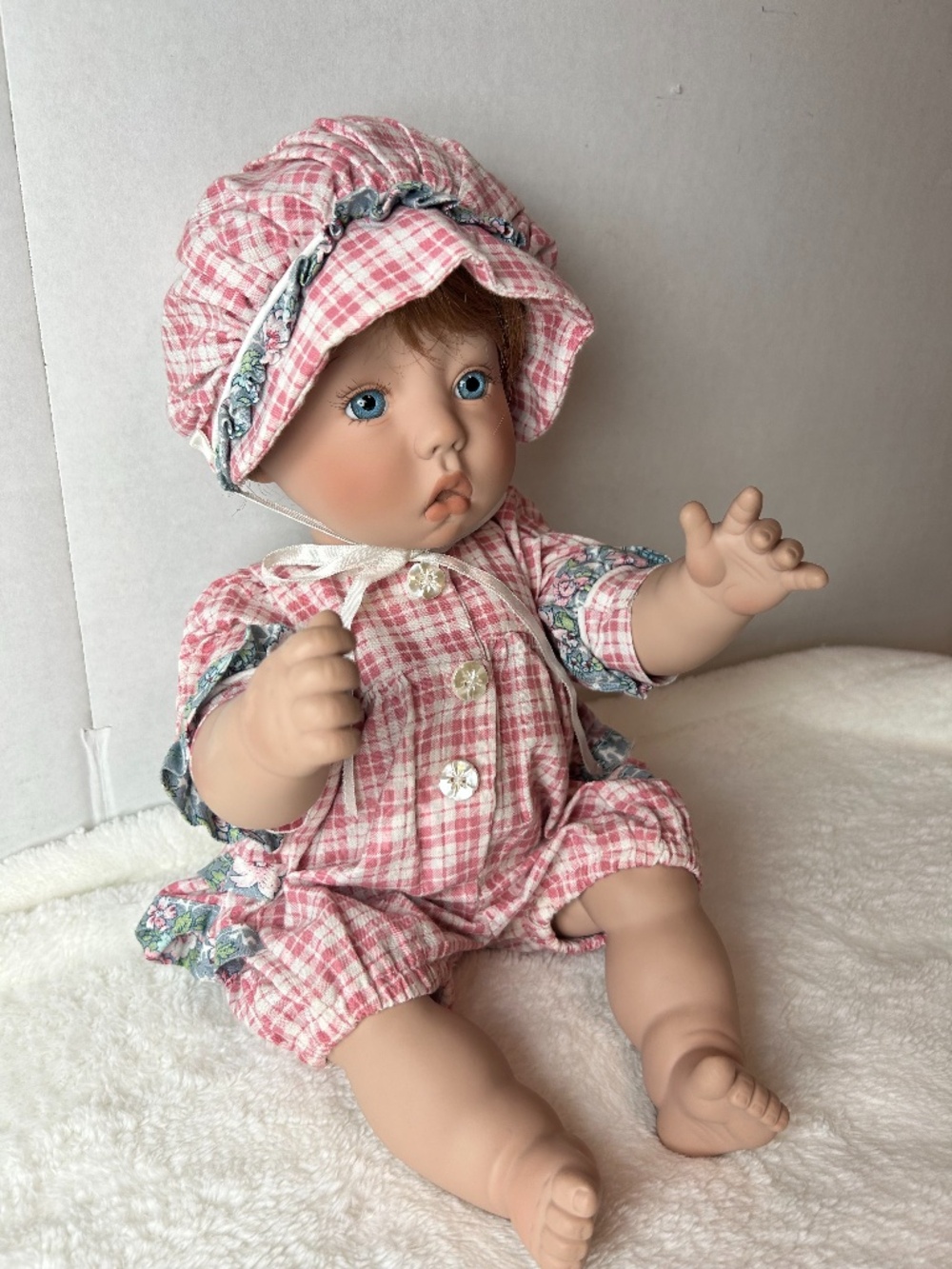 94 Lee Middleton Bitsy Sister Vinyl Baby Girl doll15" Signed Limited Realistic